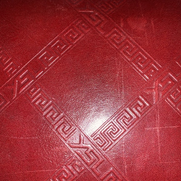 Yves Saint Laurent authentic leather YSL clutch bag, color (burgundy) - Picture 2 of 11